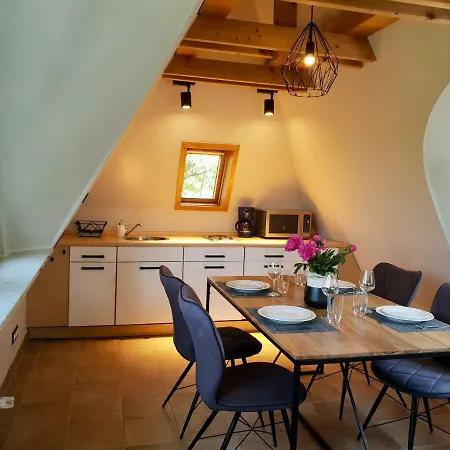 Schloss Seeburg Vacation Apartment *